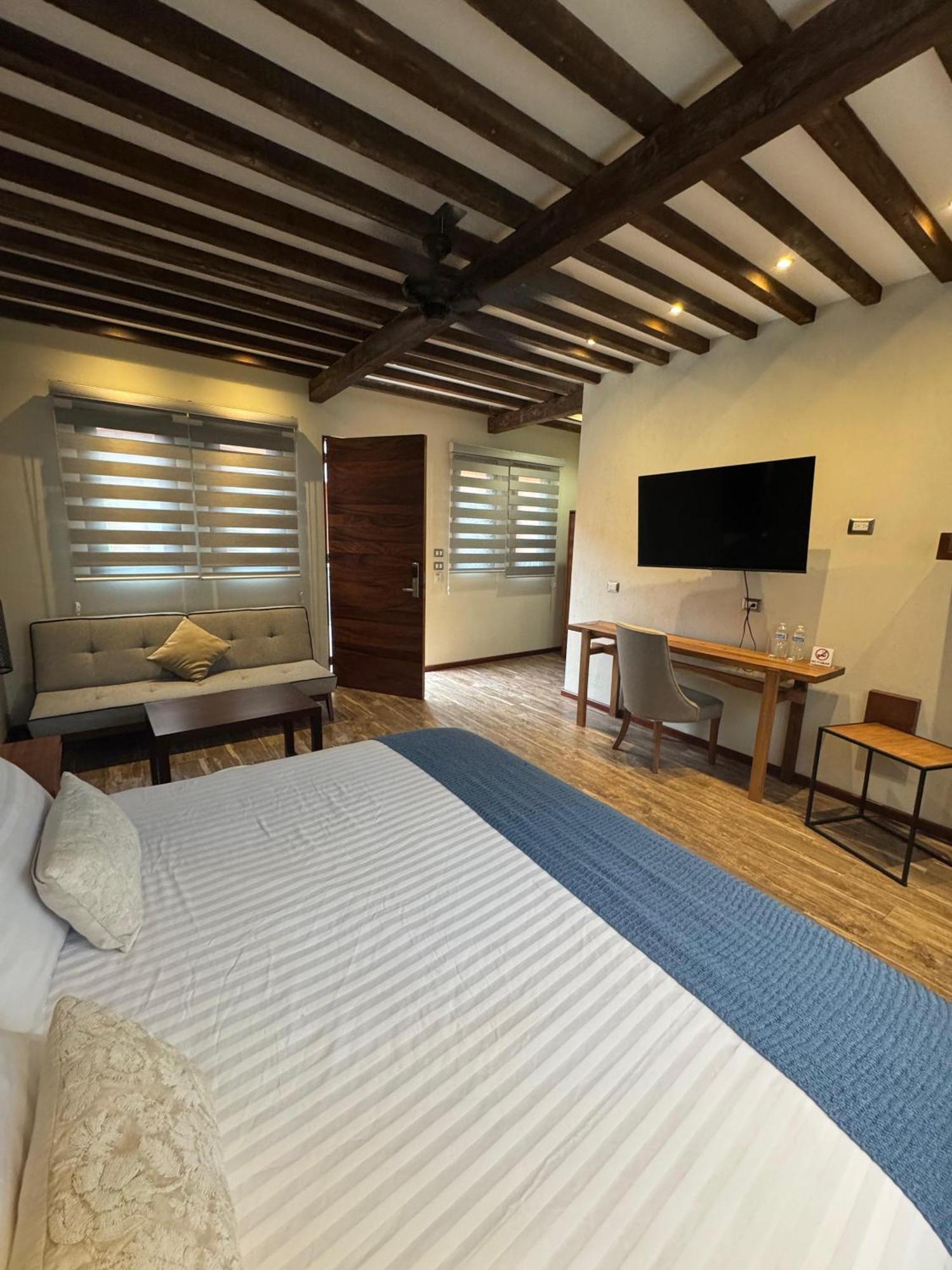 Hotel Arista 1026 San Luis Potosí Kültér fotó